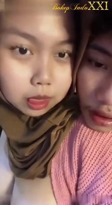 Hijab Tobrut Sangean Ajak Ponakan Ngewe