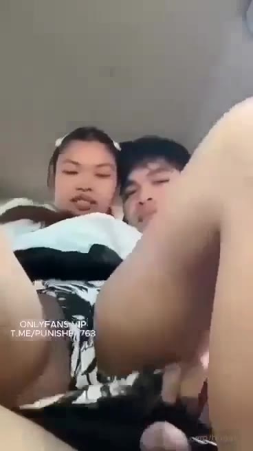 NGEWE SAMA KEPONAKAN DI MOBIL